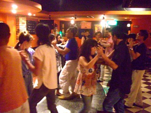 ダンスのワークショップ＆パーティーイベント／Dance Lesson & Party EVENTサムネイル